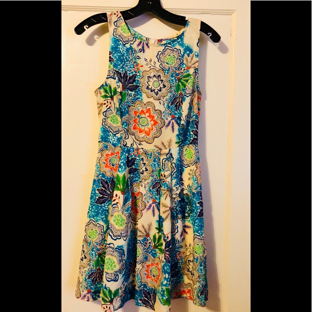 Everly floral dress - Picture 1 of 4
